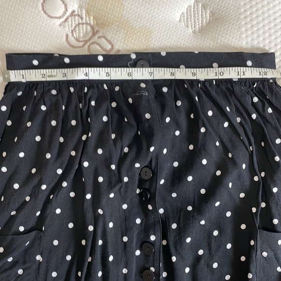 ASOS Black High Waited Midi Skirt with Pockets: UK 6, EU 34, US 2 - Picture 2 of 5